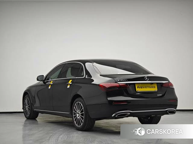 Mercedes-Benz E-class id 4260481 из Китая 19