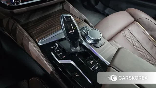 BMW 5 Series (G30) id 3747487 из Кореи 19