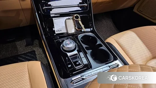 Kia Carnival 4th generation id 3721410 из Кореи 19