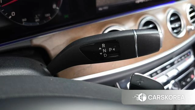 Mercedes-Benz E-Class W213 id 4794987 из Кореи 19