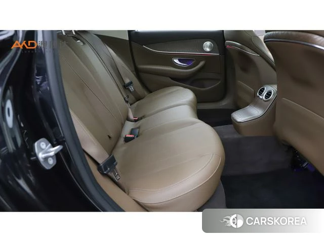 Mercedes-Benz E-class id 4271240 из Китая 9