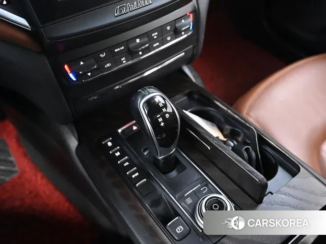 Maserati Ghibli id 3505587 из Кореи 19