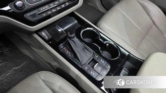 Kia The New Carnival id 4251008 из Кореи 32