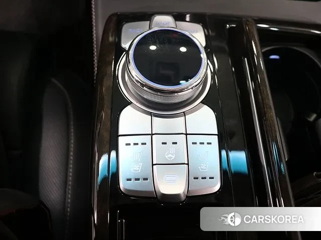 Genesis G90 id 3340543 из Кореи 19