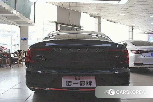 Volvo S90 id 3896305 из Китая 15