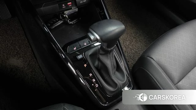 Kia Stonic id 4895692 из Кореи 19