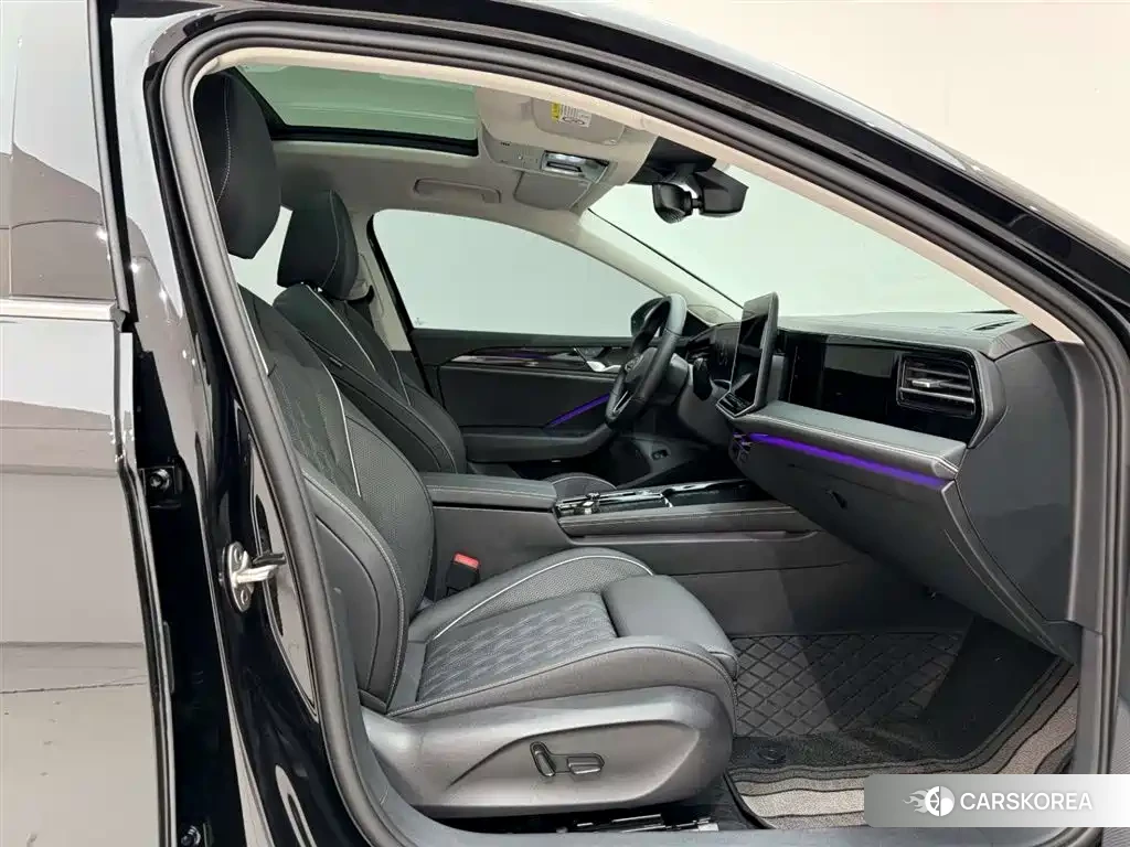 Volkswagen Magotan id 4600588 из Китая 26
