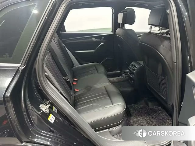 Audi Q5L id 4394097 из Китая 16