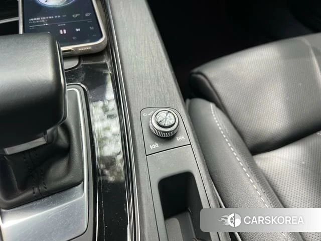 Audi A4L id 4272635 из Китая 28