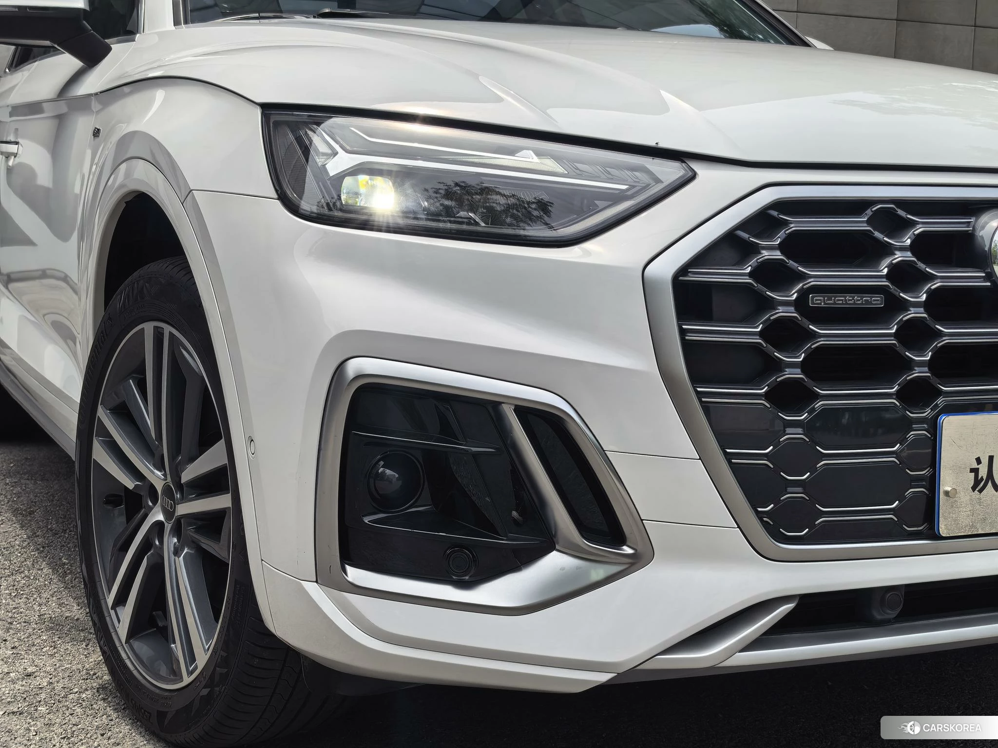 Audi Q5L id 4407647 из Китая 9