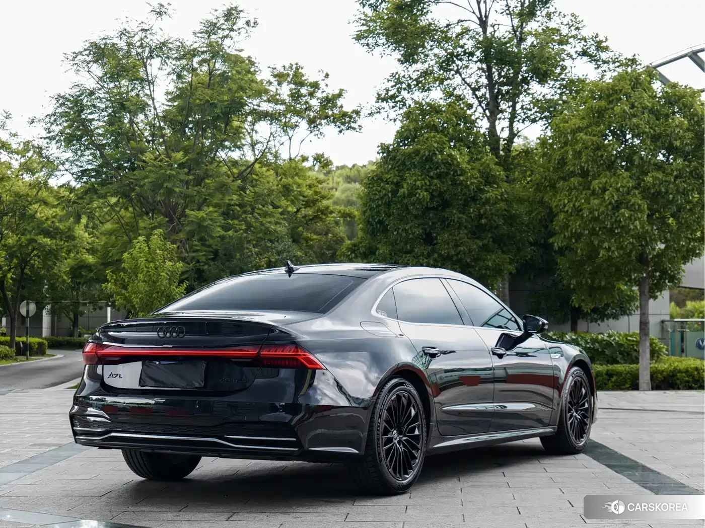 Audi A7L id 4577675 из Китая 16