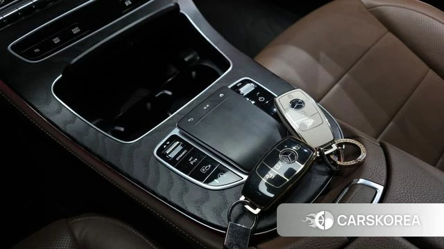 Mercedes-Benz E-Class W213 id 4223578 из Кореи 31