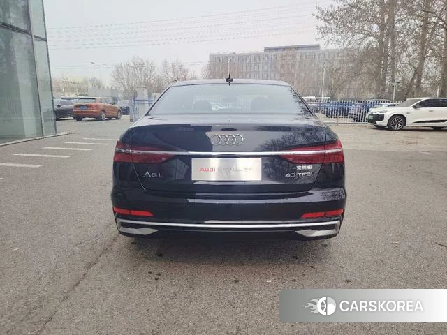 Audi A6L id 4279052 из Китая 14