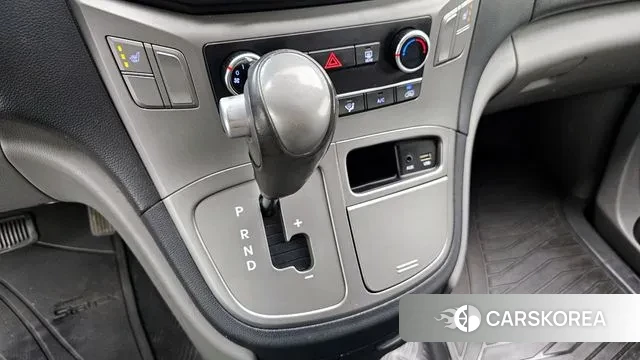 Hyundai The New Grand Starex id 3265364 из Кореи 19