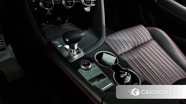 Genesis The New G70 id 3458555 из Кореи 19