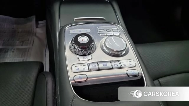 Genesis G90 (RS4) id 4018129 из Кореи 17