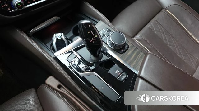 BMW 5 Series (G30) id 4435291 из Кореи 19