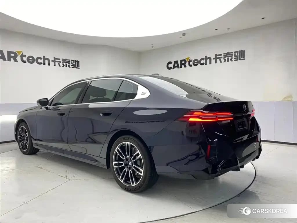 BMW 5 series id 4512981 из Китая 27