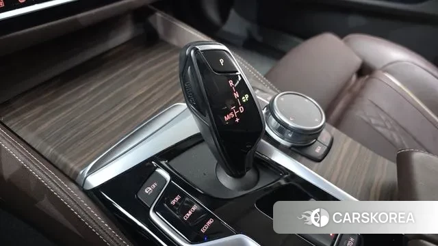 BMW 5 Series (G30) id 3464546 из Кореи 19