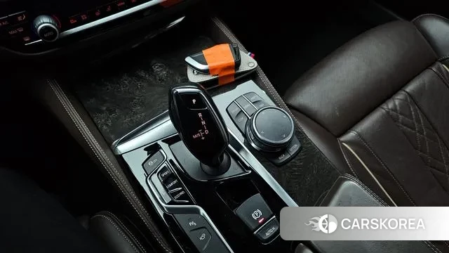 BMW 5 Series (G30) id 3612836 из Кореи 19