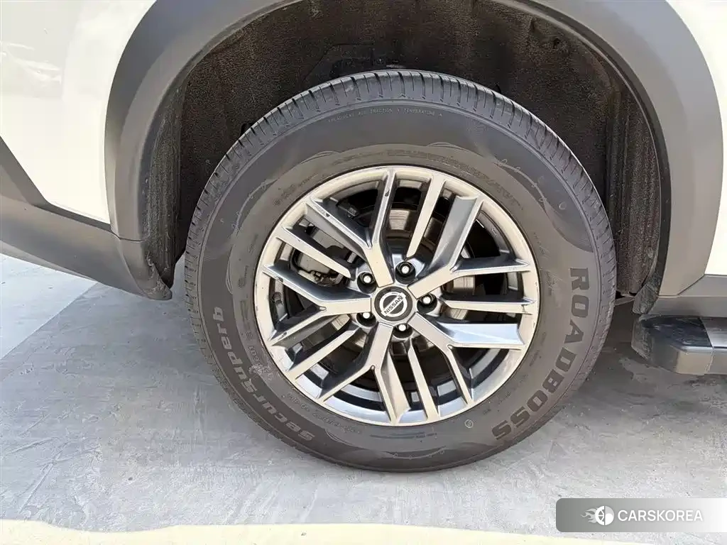 Nissan Qijun id 4576802 из Китая 18