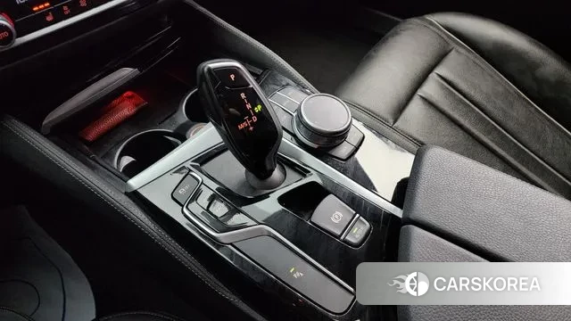 BMW 5 Series (G30) id 3171083 из Кореи 19