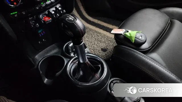 Mini Cooper S id 3682546 из Кореи 19