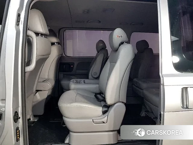 Hyundai The New Grand Starex id 3233657 из Кореи 19