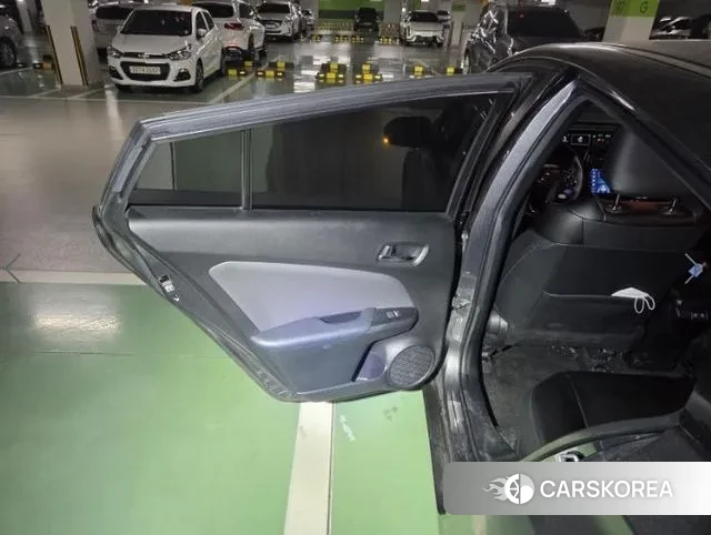 Toyota Prius 4th Generation id 3671364 из Кореи 19