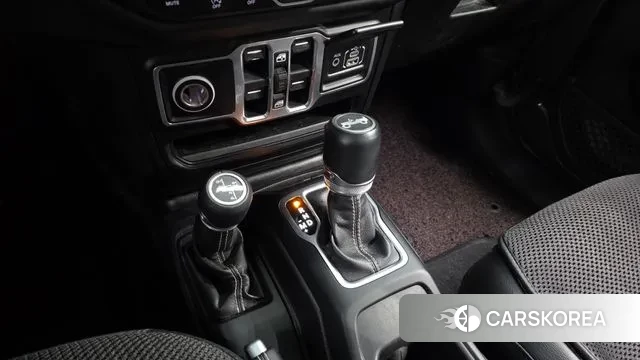 Jeep Wrangler (JL) id 3677467 из Кореи 19