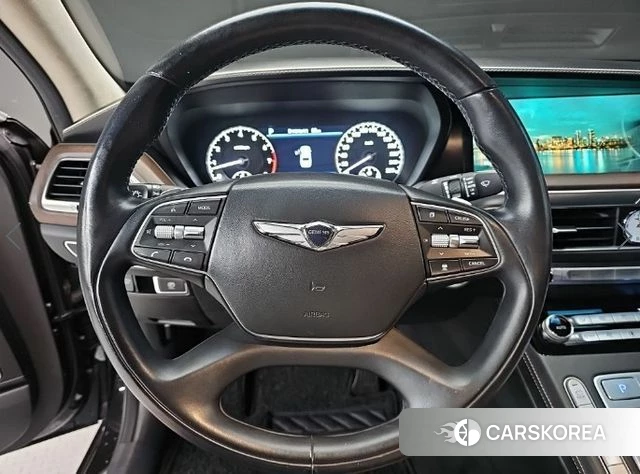 Genesis G90 id 4600096 из Кореи 19