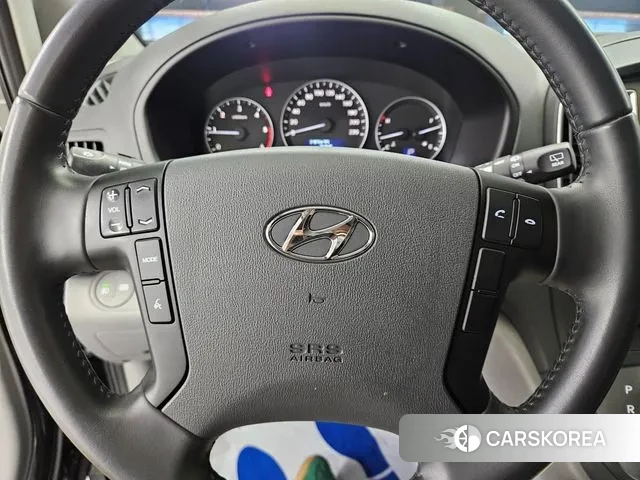 Hyundai The New Grand Starex id 3454186 из Кореи 19