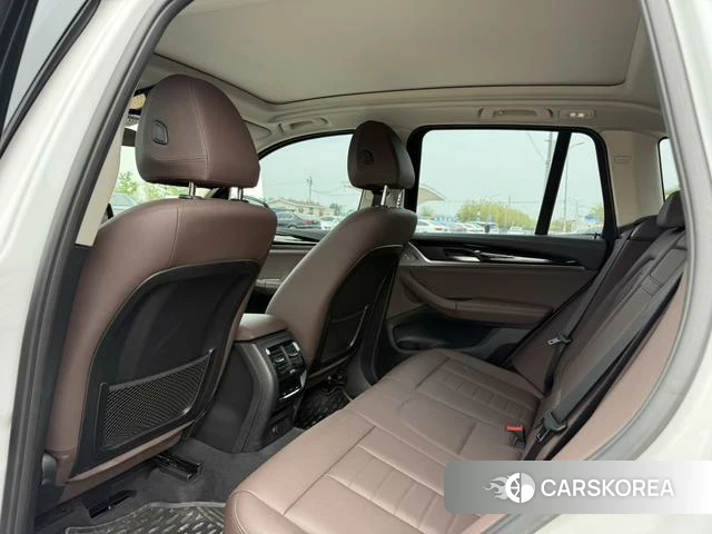 BMW X3 id 4208874 из Китая 9