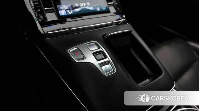 Hyundai The New Grandeur IG Hybrid id 4282844 из Кореи 31