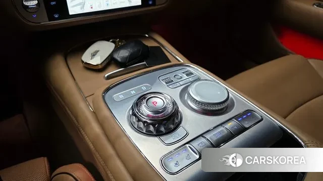 Genesis G90 (RS4) id 3420988 из Кореи 19