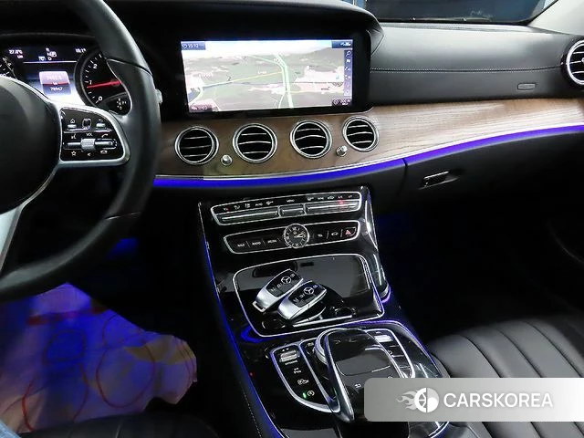 Mercedes-Benz E-Class W213 id 4496293 из Кореи 19