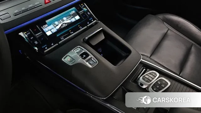 Hyundai The New Grandeur IG Hybrid id 3053762 из Кореи 19