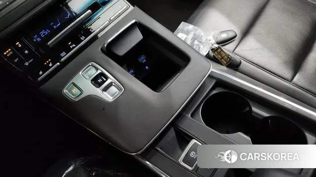 Hyundai The New Grandeur IG id 3606807 из Кореи 19