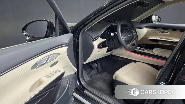 Genesis GV70 id 4186422 из Кореи 38