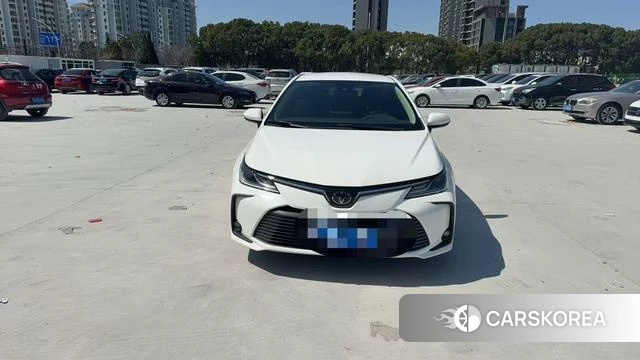 Toyota Corolla id 4239957 из Китая 9