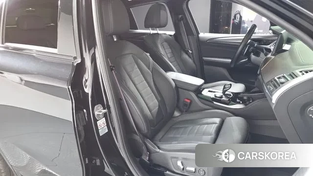 BMW X4 (G02) id 3378521 из Кореи 19