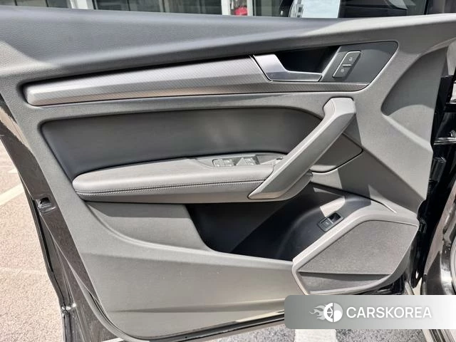Audi Q5L id 4238154 из Китая 39