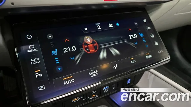 Hyundai Grandeur Hybrid (GN7) id 2665431 из Кореи 19