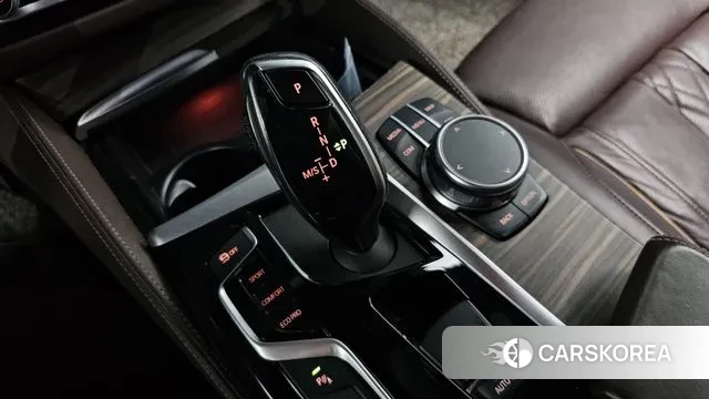 BMW 5 Series (G30) id 3474249 из Кореи 19