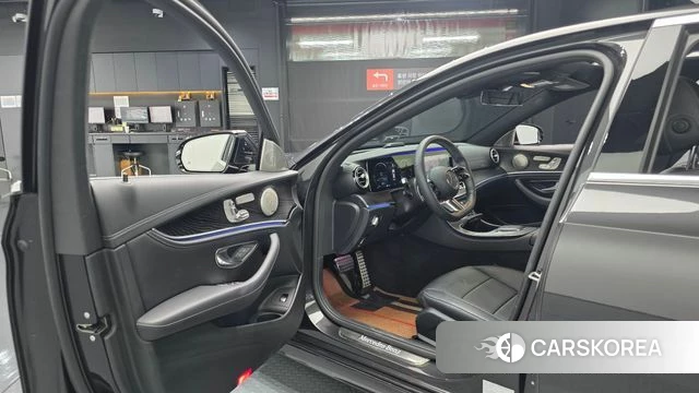 Mercedes-Benz E-Class W213 id 4445314 из Кореи 35