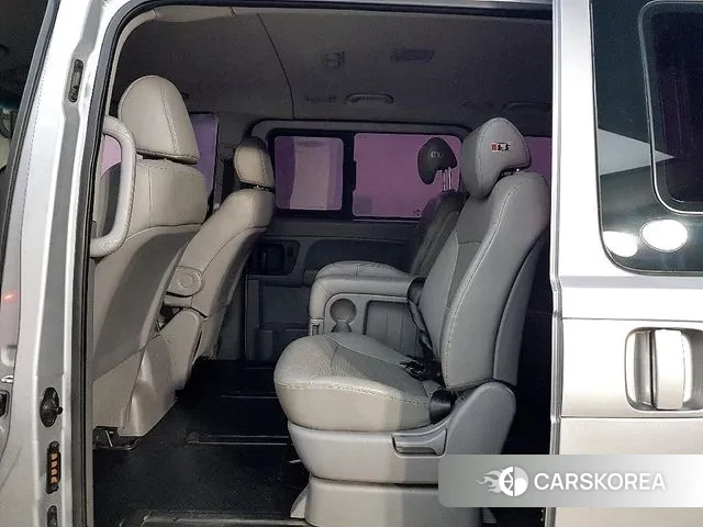 Hyundai The New Grand Starex id 3233743 из Кореи 19