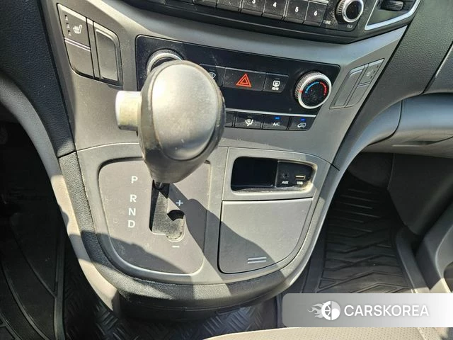 Hyundai The New Grand Starex id 4642158 из Кореи 15