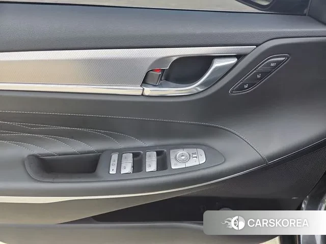 Hyundai The New Grandeur IG id 3044068 из Кореи 16