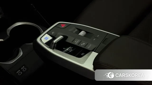 BMW iX1 (U11) id 3684855 из Кореи 19