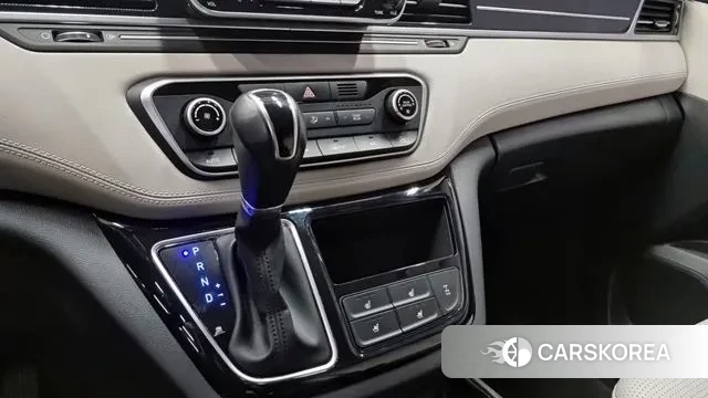 Hyundai The New Grand Starex id 3535926 из Кореи 17